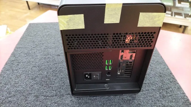 RAZER Externes Grafikgehäuse CORE X CHROMA RC21-0143