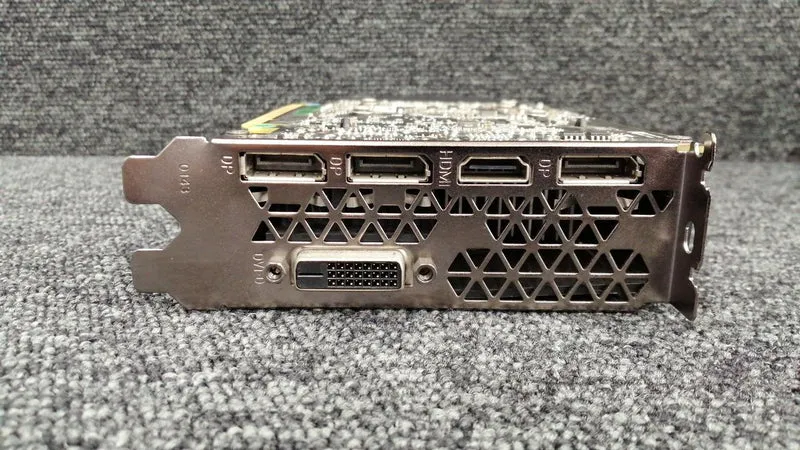 NVIDIA-Grafikkarte: GTX 1060
