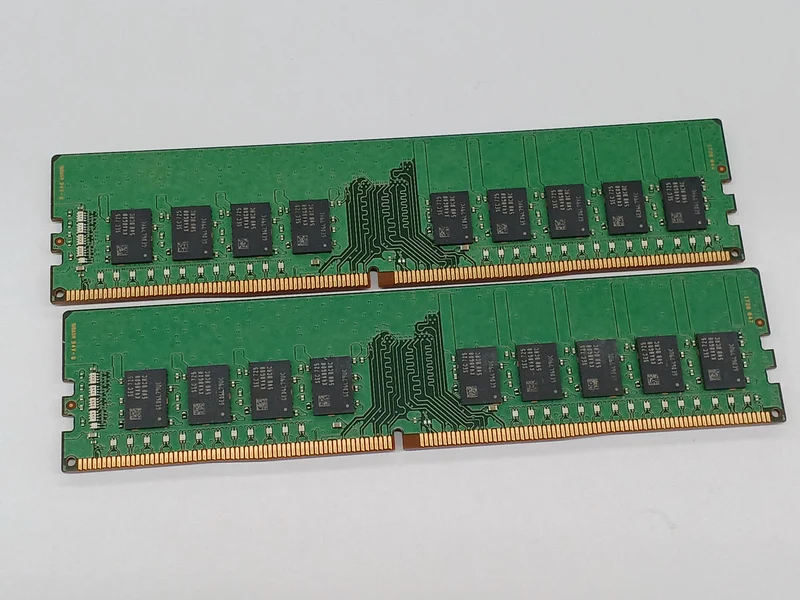 SAMSUNG DDR4-2400/16GB x2 Karten für Server M391A2K43BB1-CRCQ