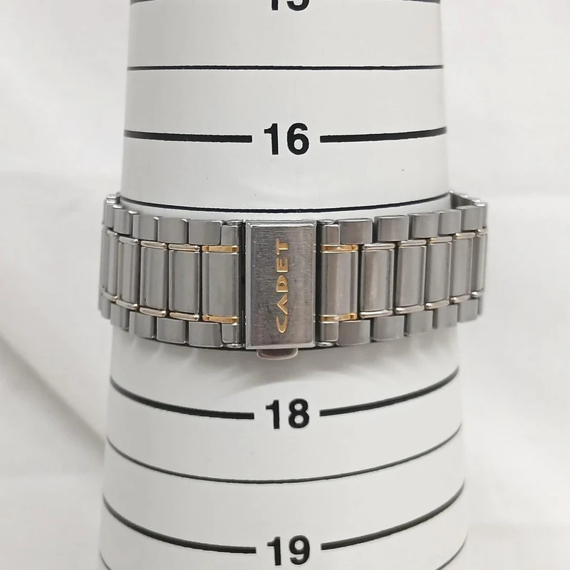 SEIKO Quarz-Analog-Armbanduhr 5P31-6C40