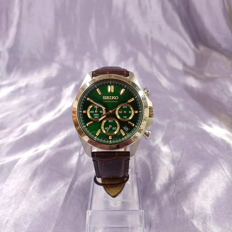 SEIKO Quarz-Chronograph 8T63-00D0