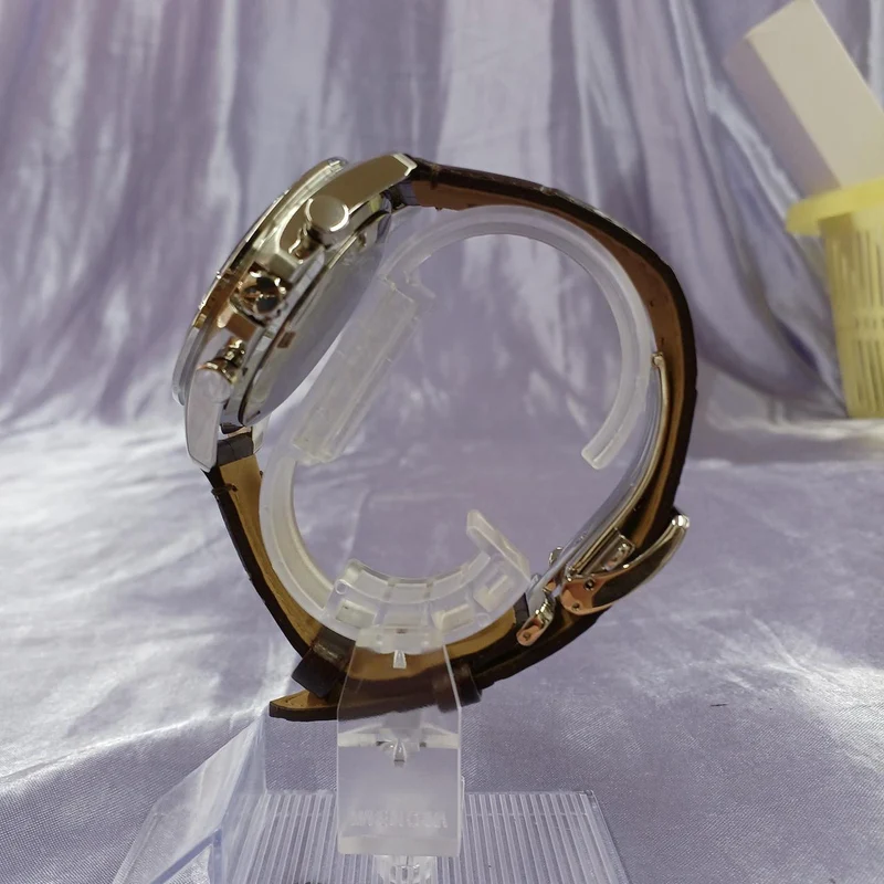 SEIKO Quarz-Chronograph 8T63-00D0