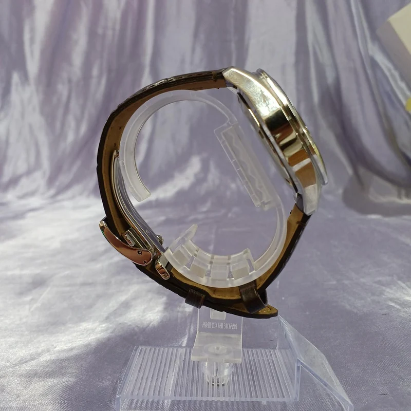 SEIKO Quarz-Chronograph 8T63-00D0