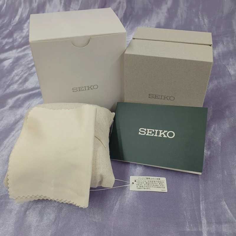 SEIKO Quarz-Chronograph 8T63-00D0