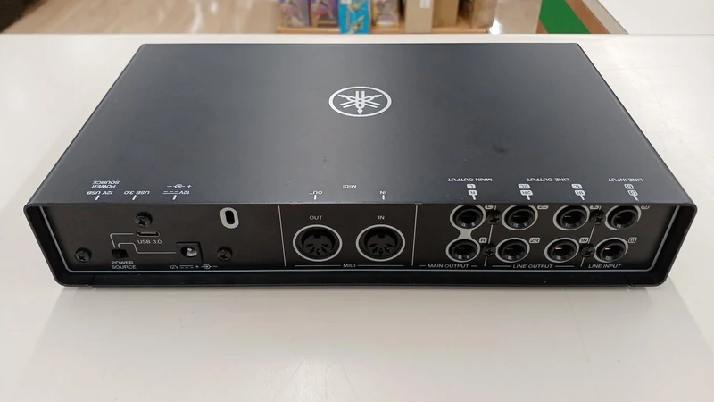 YAMAHA Audio-Interface: URX44C