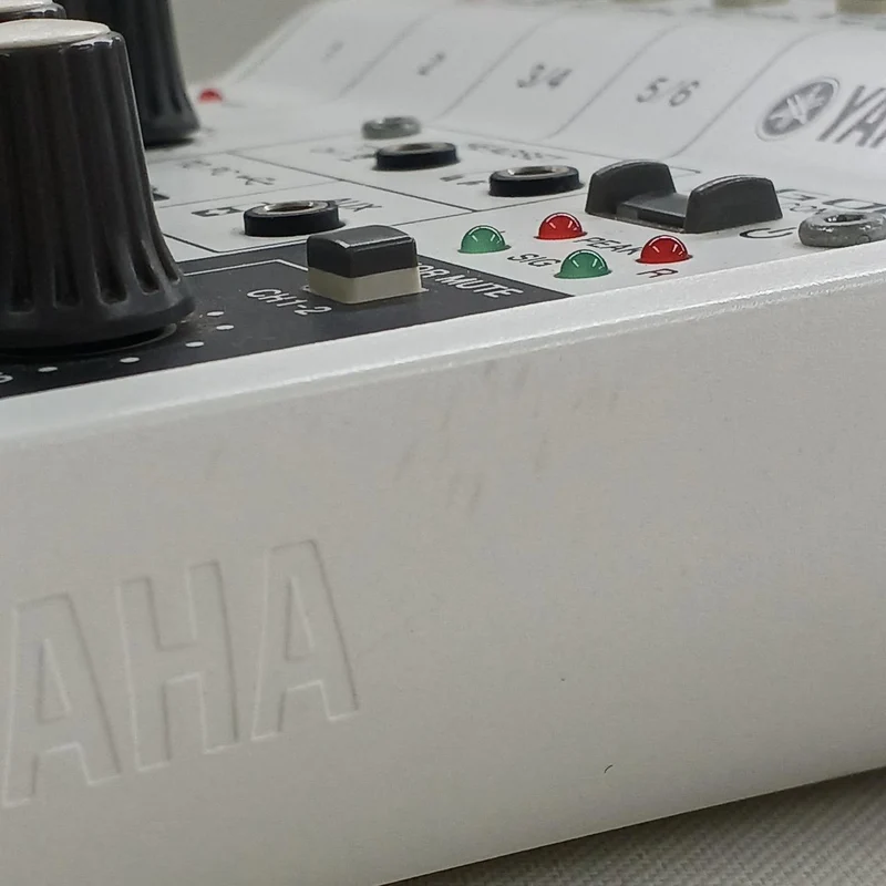 YAMAHA Webcasting-Mixer AG06