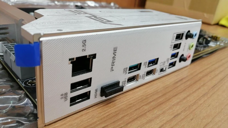 ASUS Mainboard: X870-P WLAN