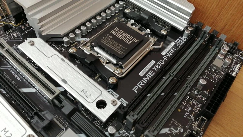 ASUS Mainboard: X870-P WLAN