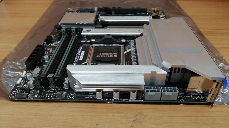 ASUS Mainboard: X870-P WLAN