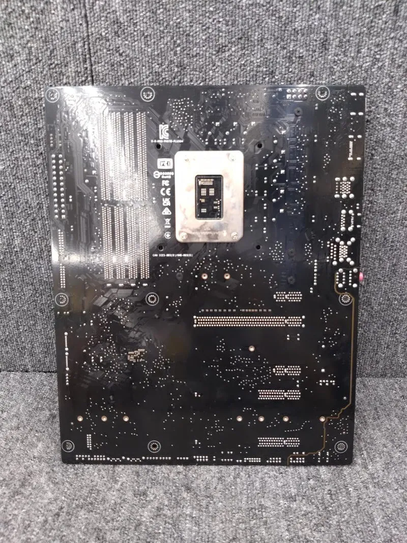 ASUS Motherboard PRIME H670-PLUS D4