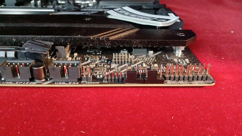 [SCHROTT] ASUS Mainboard ROG STRIX Z690-F GAMING WIFI