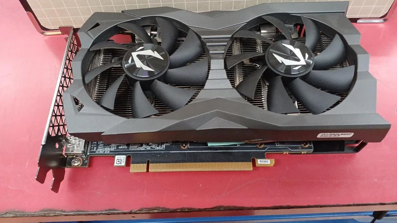 ZOTAC Grafikkarte: ZT-T20600H-10B