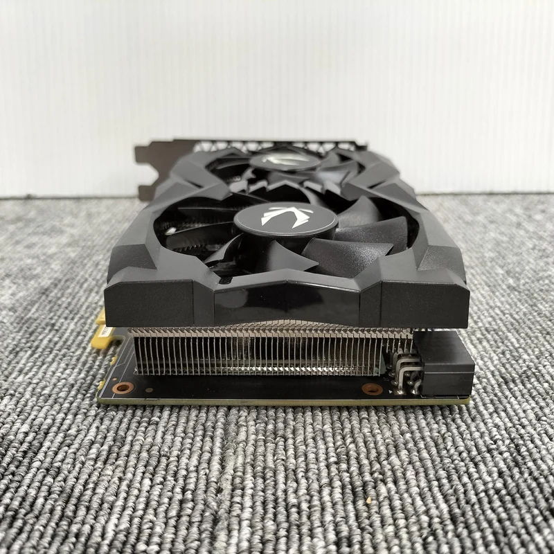 ZOTAC [FF Bench Completed] ZOTAC ZT-T16620H-10B ZT-T16620H-10B
