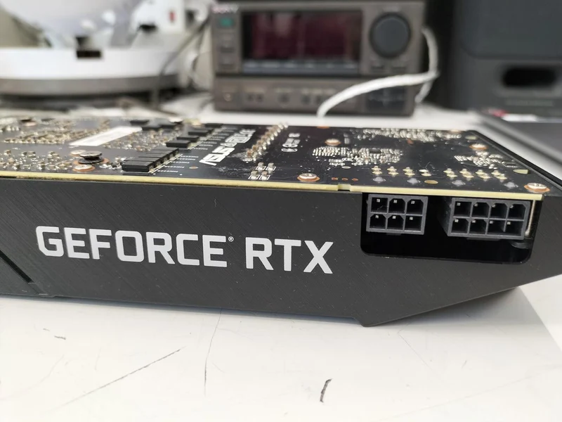 ASUS Grafikkarte TURBO-RTX2070S-8G-EVO