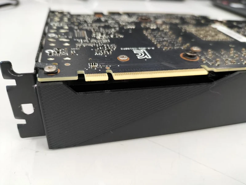 ASUS Grafikkarte TURBO-RTX2070S-8G-EVO