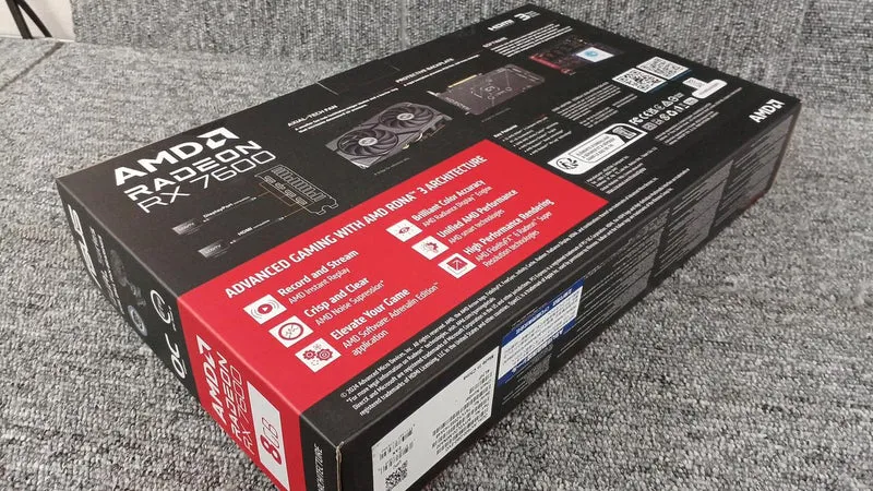 ASUS ungeöffnete Grafikkarte RADEON RX7600