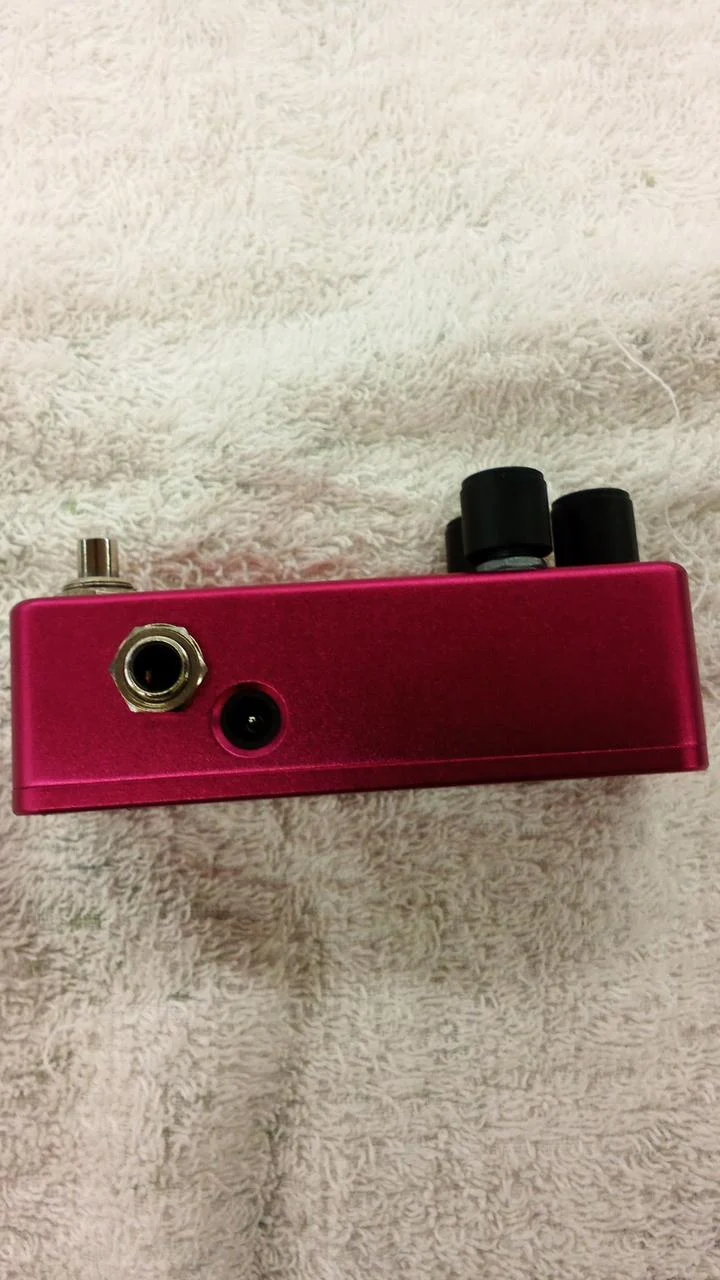 ONE CONTROL Bass-Vorverstärker CRIMSON RED BASS-VORVERSTÄRKER