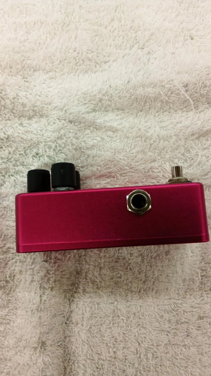 ONE CONTROL Bass-Vorverstärker CRIMSON RED BASS-VORVERSTÄRKER