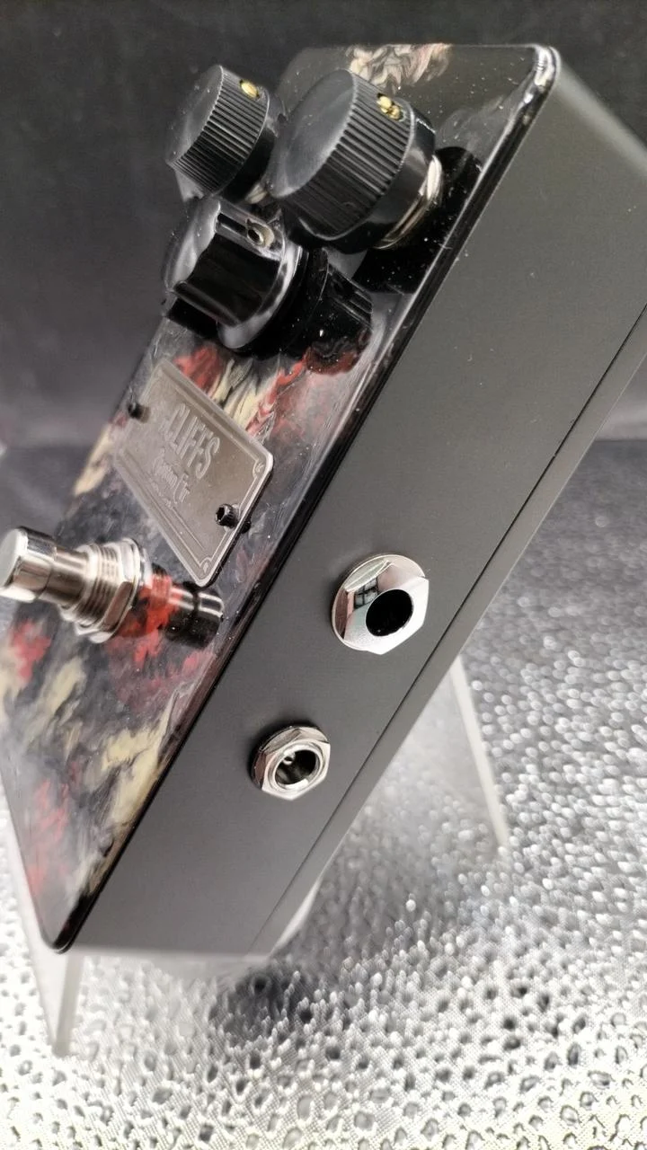 PHANTOM EVR Effektpedal: CLIFFS