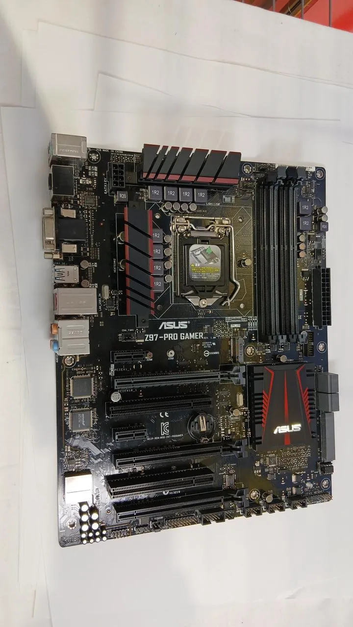 [SCHROTT] ASUS Intel-kompatibles Mainboard Z97-PRO GAMER