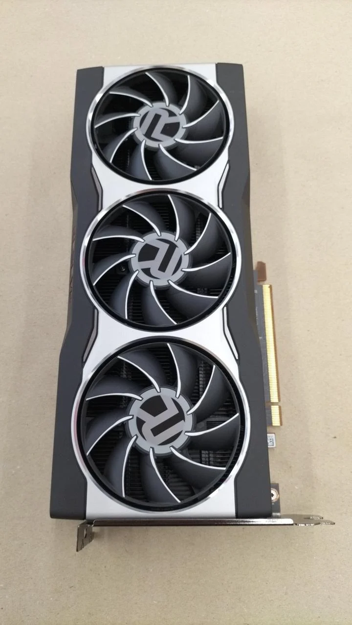 ATI-Grafikkarte: RX6800 16 GB