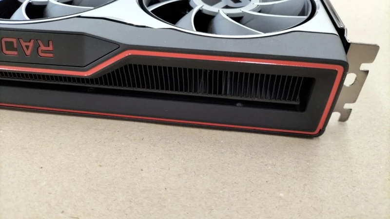 ATI-Grafikkarte: RX6800 16 GB