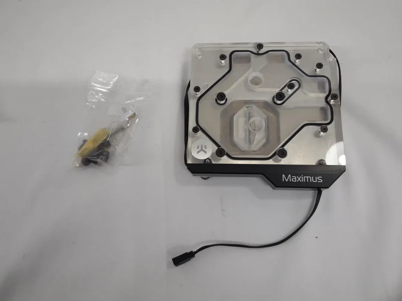 [SCHROTT] EKWB [Fehlerhafter Artikel] EK-MOMENTUM ROG MAXIMUS XI HE
