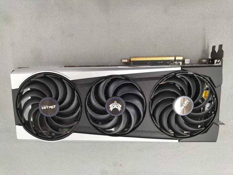 SAPPHIRE-Grafikkarte: AMD RADEON RX6700XT GAMING 12G