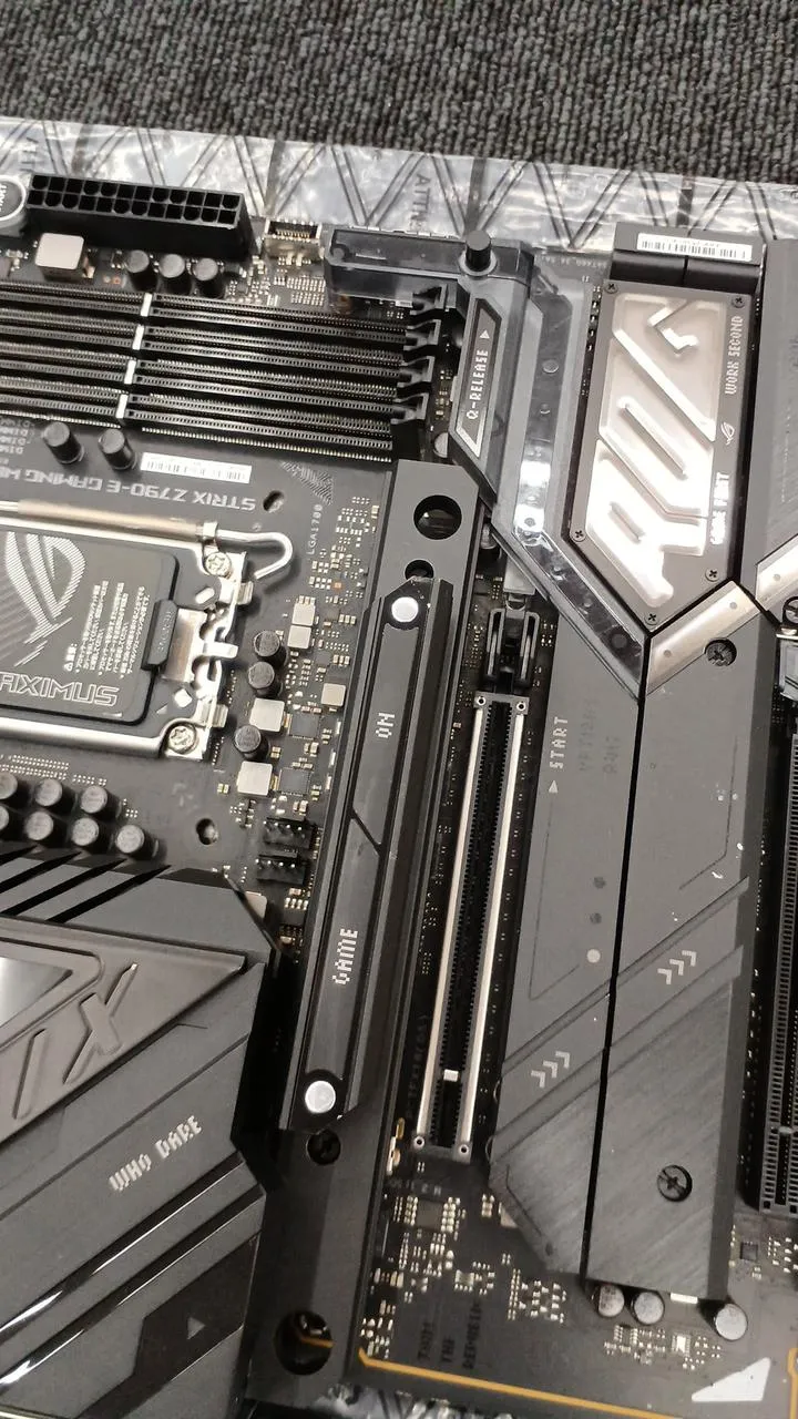 ASUS Motherboard ROG STRIX Z790-E GAMING WIFI II