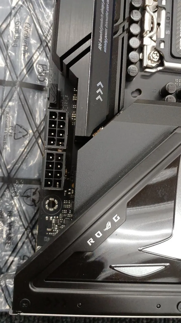 ASUS Motherboard ROG STRIX Z790-E GAMING WIFI II