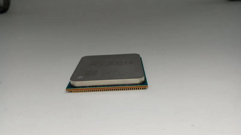 AMD CPU RYZEN 7 3700X