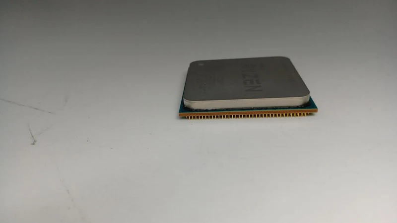 AMD CPU RYZEN 7 3700X
