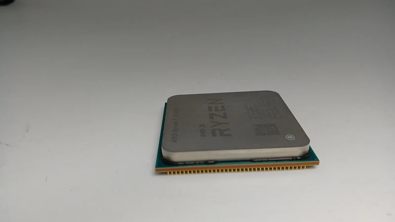 AMD CPU RYZEN 7 3700X