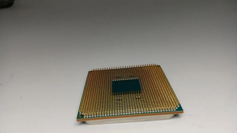 AMD CPU RYZEN 7 3700X