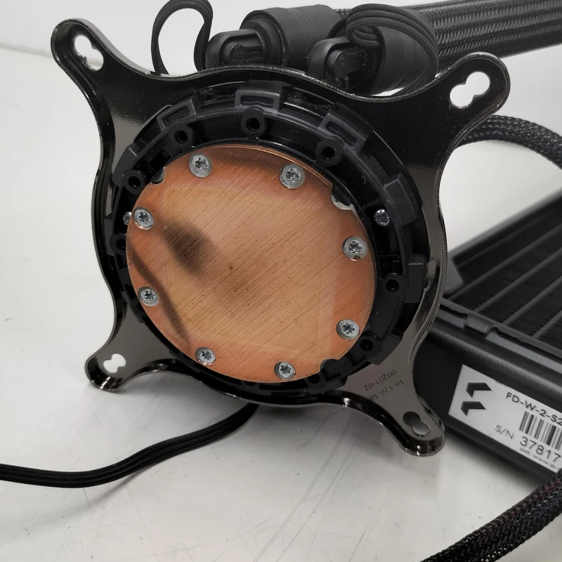 [SCHROTT] FRACTAL DESIGN All-in-One Wasserkühlung CPU-Kühler CELSIUS+ S28 PRISMA FD-W-2-S28