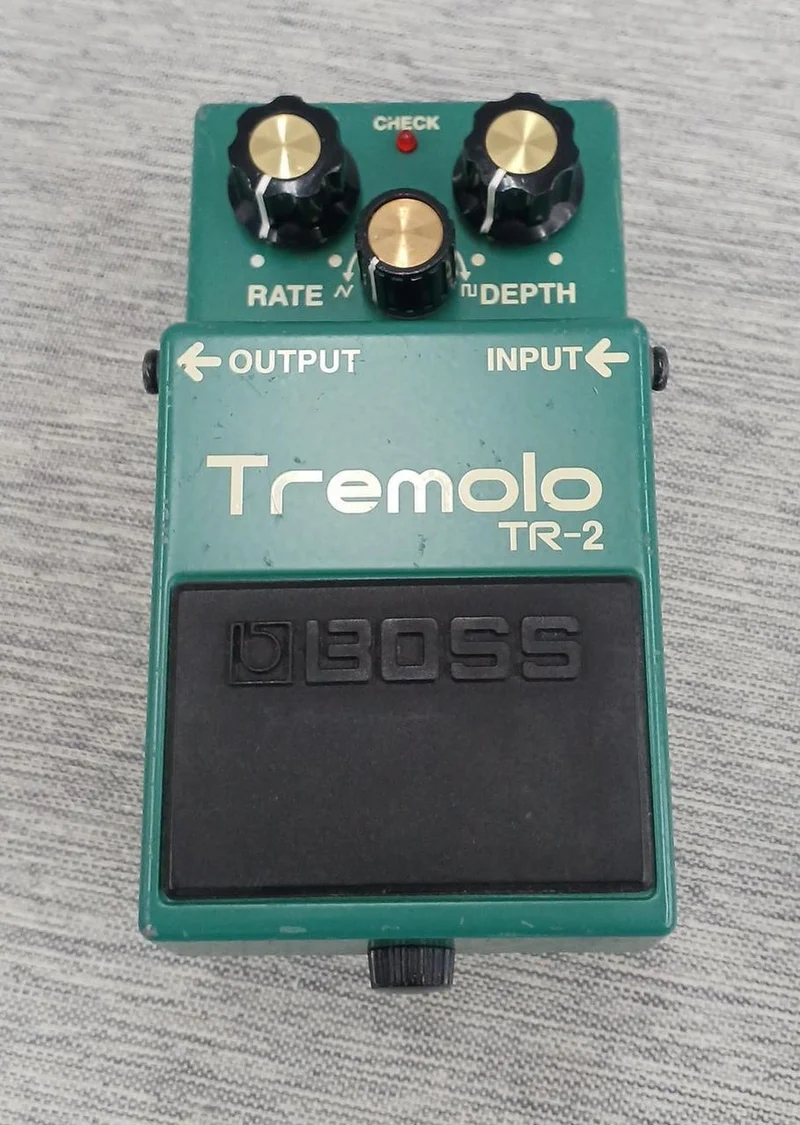 BOSS Tremolo TR-2