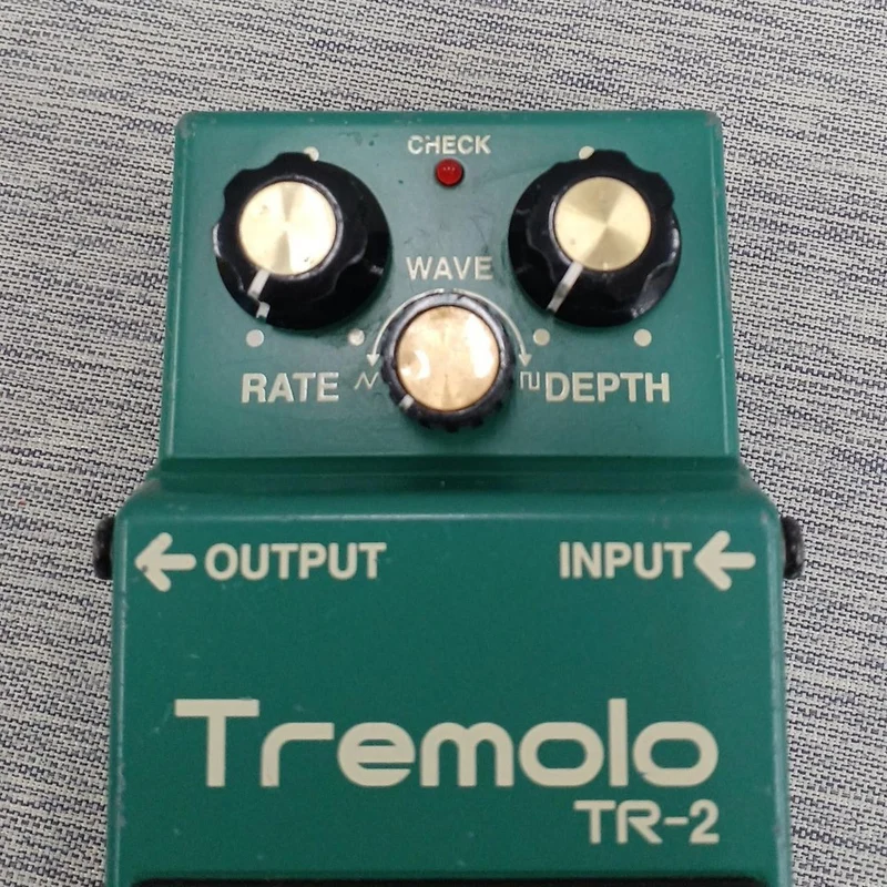 BOSS Tremolo TR-2
