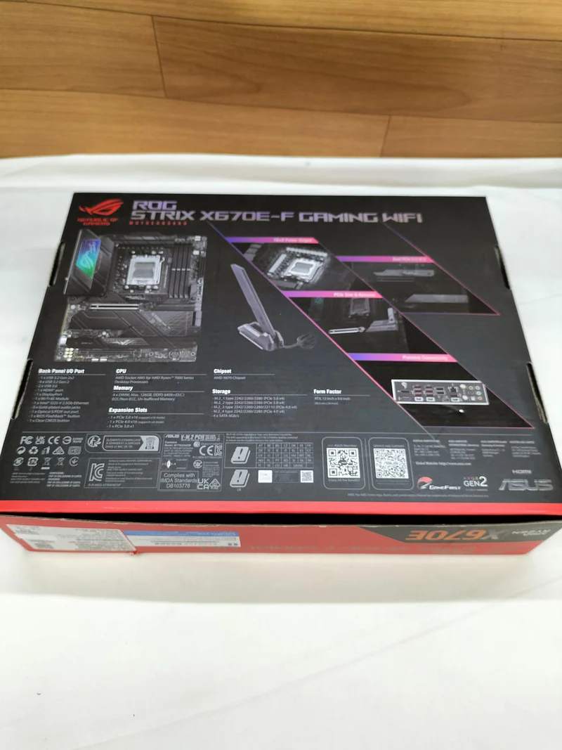 ASUS AMD-kompatibles Mainboard ROG STRIX X670E-F