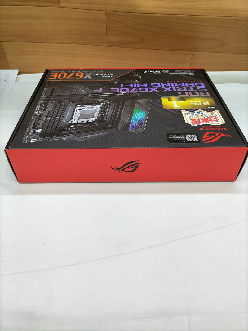 ASUS AMD-kompatibles Mainboard ROG STRIX X670E-F