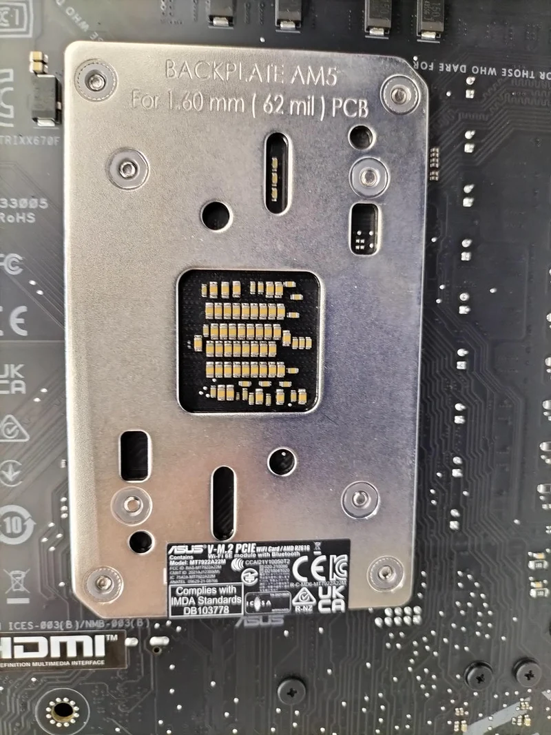 ASUS AMD-kompatibles Mainboard ROG STRIX X670E-F