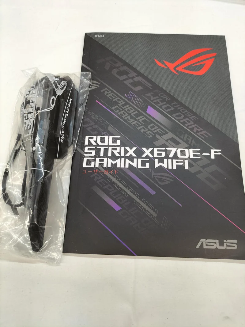 ASUS AMD-kompatibles Mainboard ROG STRIX X670E-F