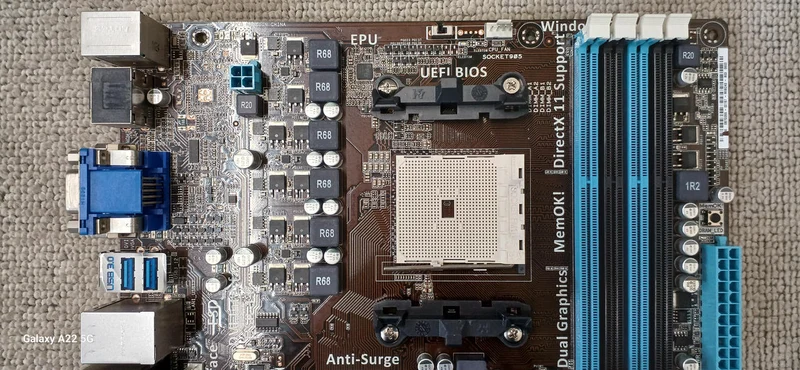 [SCHROTT] ASUS Motherboard F1A75-M