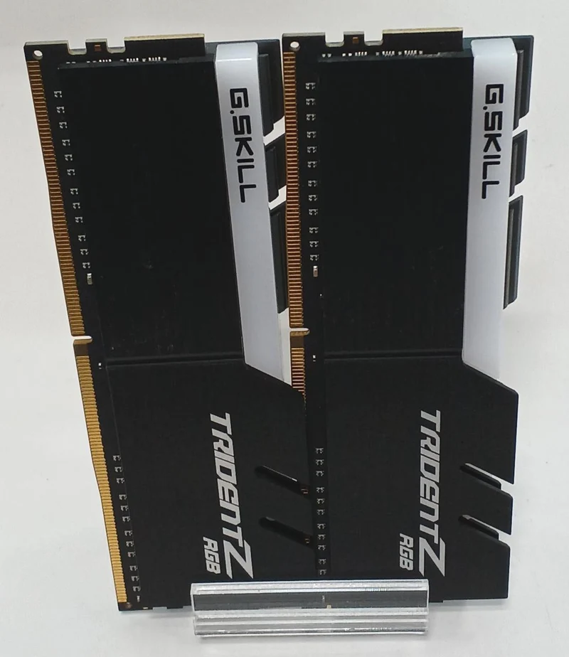 G.SKILL DDR4 Desktop-Speicher DDR4 32GB (16GB×2)