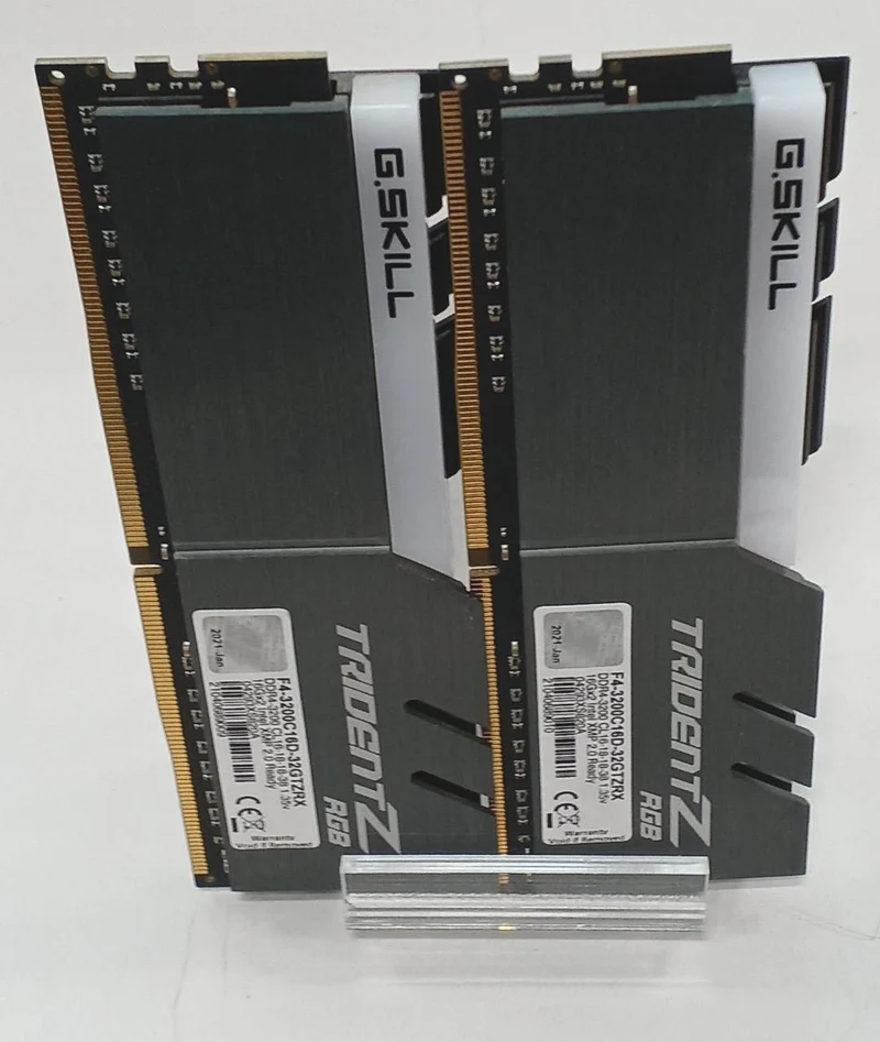 G.SKILL DDR4 Desktop-Speicher DDR4 32GB (16GB×2)