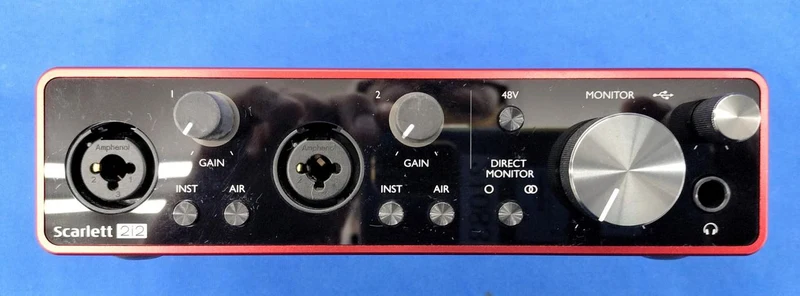 FOCUSRITE Audio-Interface-Set SCARLETT 2I2 STUDIO 3. Generation