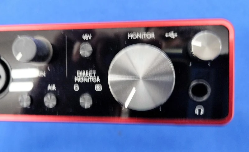 FOCUSRITE Audio-Interface-Set SCARLETT 2I2 STUDIO 3. Generation