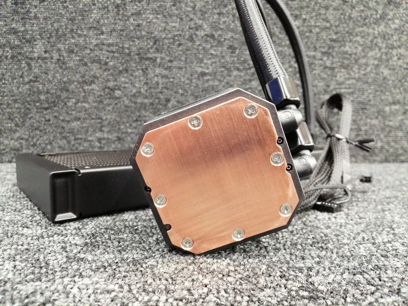 CORSAIR Simple Wasserkühlung für CPUs ICUE H100I ELITE CAPELLIX XT