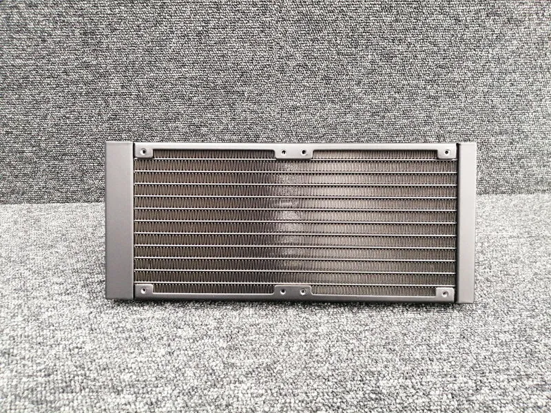 CORSAIR Simple Wasserkühlung für CPUs ICUE H100I ELITE CAPELLIX XT