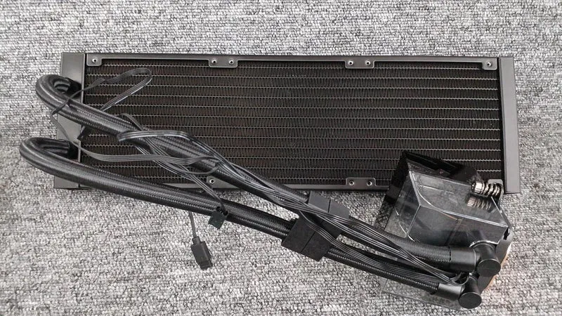 PCCOOLER Wassergekühlter CPU-Kühler DS360 BK
