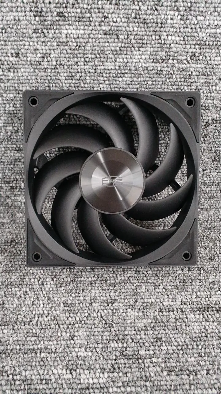 PCCOOLER Wassergekühlter CPU-Kühler DS360 BK